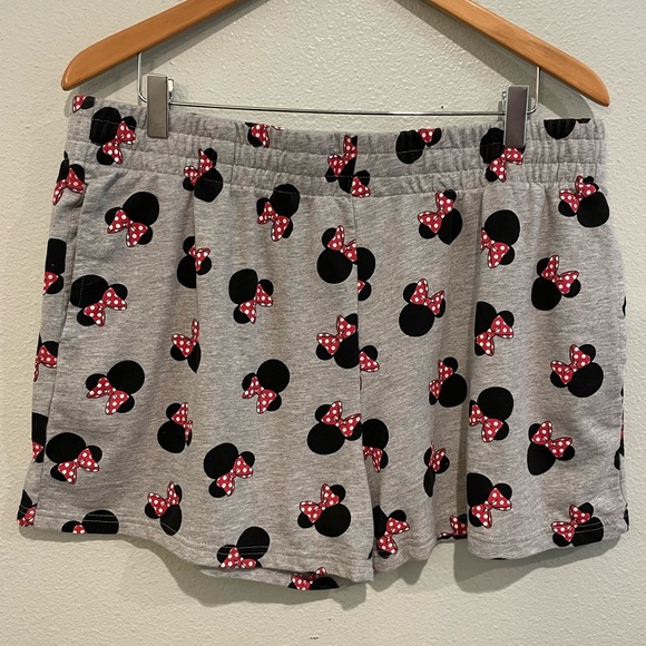 Disney Gray Shorts with Black and Red Minnie Mouse Design - Picture 1 of 7